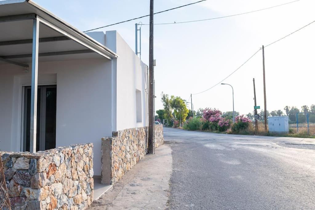 Zografia - Charming House Near The Coast Apartment Marmari  Exterior foto